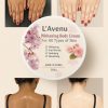 L'Avenu Whitening Body Cream -একটি উন্নত মানের স্কিনকেয়ার ফর্মুলা যা ত্বককে ধীরে ধীরে ফর্সা, মসৃণ ও উজ্জ্বল করে তোলে। এর প্রাকৃতিক উপাদানসমূহ ত্বকের গভীরে কাজ করে দাগ-ছোপ, রঙের অসামঞ্জস্যতা ও রুক্ষতা দূর করতে সহায়তা করে।(Made in Korea) মূল উপকারিতা: ✅বডি স্কিন ধবধবে ফর্সা করবে (হাত,পা,ঘাড়,গলা,কুনই,পেটের নিচে) ✅বডির যেকোন কালো দাগ দূর করবে। ✅স্কিন মসটারাইজ করবে। ✅বডি স্কিন কোমল ও স্মুথ করবে। ✅প্রাকৃতিক গন্ধে দীর্ঘস্থায়ী ফ্রেশ অনুভূতি 🌿 মূল উপাদানসমূহ: হোয়াইটেনিং এক্সট্র্যাক্ট ভিটামিন E ময়েশ্চারাইজিং অয়েল প্রাকৃতিক হের্বাল নির্যাস প্রোডাক্টের বিবরণ (Product Details): নেট ওজন: ৩০০ গ্রাম প্রোডাক্ট টাইপ: বডি ক্রিম প্রোডাক্ট ফর্ম: ক্রিম ত্বকের ধরন: সব ধরনের ত্বকে ব্যবহারযোগ্য বয়স: প্রাপ্তবয়স্কদের জন্য ব্যবহারের জায়গা: পুরো শরীর Guarantee: yes ব্যবহারবিধি: প্রতিদিন গোসলের পর অথবা রাতে ঘুমানোর আগে পরিমাণ মতো ক্রিম হাতে নিয়ে পুরো শরীরে লাগান ও ভালোভাবে মাখুন। নিয়মিত ব্যবহার করলে চোখে পড়ার মতো পার্থক্য অনুভব করবেন।
